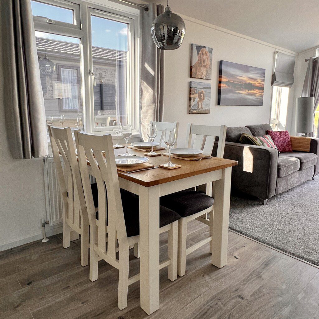 5da5aca52ec24f72bfbba00b6dd7c9a2 LargeOriginal.jpg