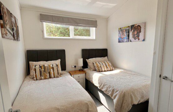 d75a60d15ec547a7b25e47f3b0974cd7 LargeOriginal.jpg